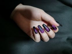 -花岐款式专研健康美甲沙龙