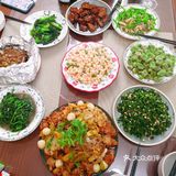 标准的苏州女孩啊！哈哈 菠萝炒饭，心血来潮呀