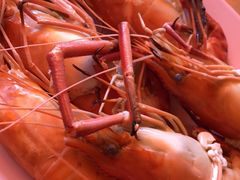 -J Daeng Seafood