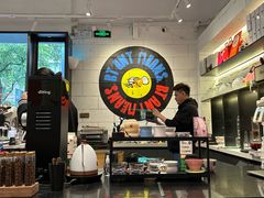 -Dogi&kiki Coffee(中心商务大厦店)