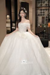 -艾拉·女王婚纱礼服馆
