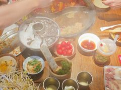 -萍姐火锅·公路夜市(武汉首店)