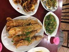 -班赞海鲜市场胖阿姨加工点