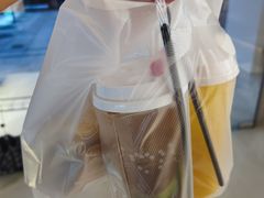 -顶东面包花园·生日蛋糕(世博店)