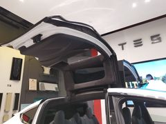 -TESLA 特斯拉(上海太古汇体验店)