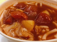 薯仔番茄肉碎汤米通-香港新发烧腊茶餐厅(万象店)