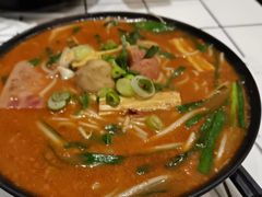 -肥汁米蘭香港米线(长宁来福士店)