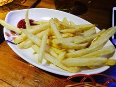 -丽纳尔斯酒吧LENORE’S BAR(三经街店)