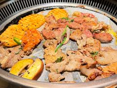 -梨花自助烤肉(西三旗万象汇黑金店)