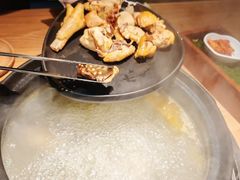 -一朵菌·野生菌探索家火锅(南亚店)