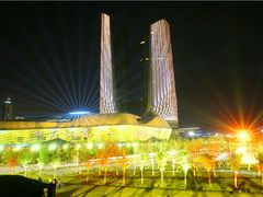 -南京眼步行桥
