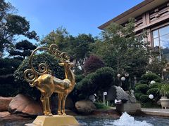 -七彩云南古滇温泉山庄