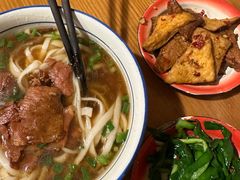 -矮子粉店1985·长沙米粉(湘春路店)