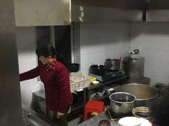 -矮子粉店1985·长沙米粉(湘春路店)