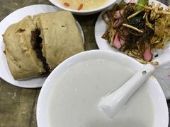 -丽华叶儿粑总汇