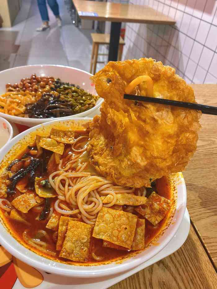 成为第一个点赞的人刘小沁2022年10月12日打分[薄荷]环境: 那附近在