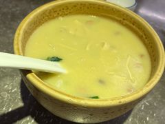 老济南甜沫-闫府私房菜·百年鲁菜(恒隆店)