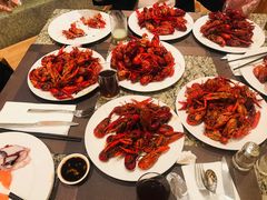 当季小龙虾-上海大宁福朋喜来登酒店大堂吧(共和新路店)