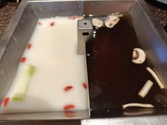 -皇城老妈·大连海鲜火锅(港湾店)