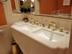 -芜湖白金汉爵大酒店