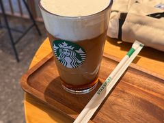-星巴克臻选(呼和浩特维多利摩尔城店)
