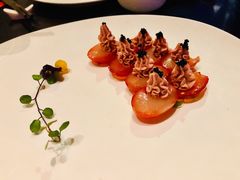 低温烟熏鹅肝酱鸽子蛋&nbsp;(-三利音·东方司宴(外滩店)