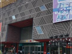 -新田360广场(上海华侨城店)