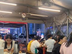 -后街佬·炭火鲜鱼杂(南城店)