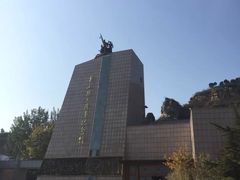 -平西抗日烈士陵园