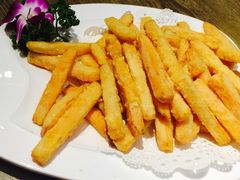 鸭蛋黄焗南瓜-津菜宋记老房子(平山道店)