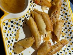 -拾光音乐餐酒吧(告庄星光夜市店)