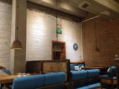 -苹果树下艺术餐厅(宋庄店)