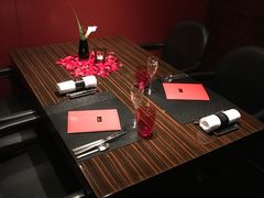 餐具摆设-L'ATELIER de Joel Robuchon(外滩18号店)