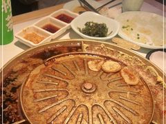 -猪啊牛呀羊啊铜盘烤肉(正大广场店)