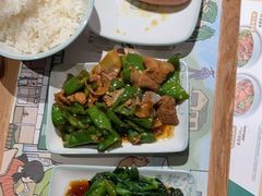 -老乡鸡(上海白玉兰广场店)
