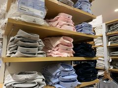 -优衣库(上海虹口龙之梦店)