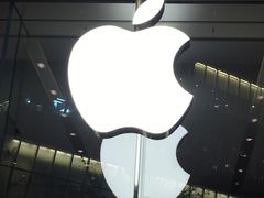 -Apple零售店(华贸购物中心店)