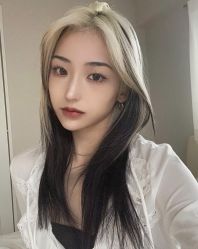 -丝语萱形象