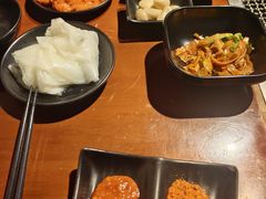 -肉甲韩国木炭烤肉(新壹街1店)