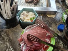 -新艺自助美食城(中山路店)