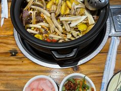 -菌之家·专业纯野生菌火锅·特色炒菌