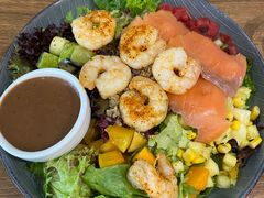 烟熏三文鱼炒大虾-榖屋house of flour(张江首店)