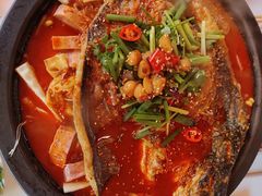 -鸣记脆皮烤鱼·海鲜烤鱼(三八广场店)