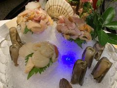 -泓炙颐凤鲜海鲜火锅料理(桐乡店)