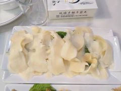 -三头牛·潮汕牛肉生蚝火锅 (夏湾店)