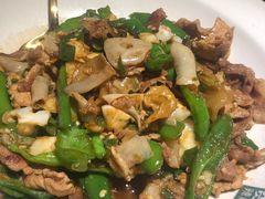 -费大厨辣椒炒肉(高铁吾悦广场店)