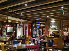 大堂-江边城外烤全鱼(方庄时代购物中心店)