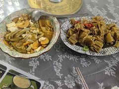 -天天向上素食餐厅(五台山店)