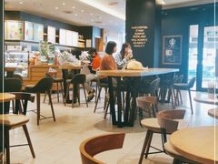 -星巴克臻选(华堂·新辰汇店)