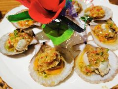 -东来菜馆•手抓海鲜家常菜•海鲜锅贴(鸽子窝店)